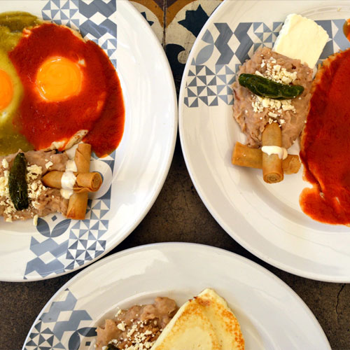 HUEVOS