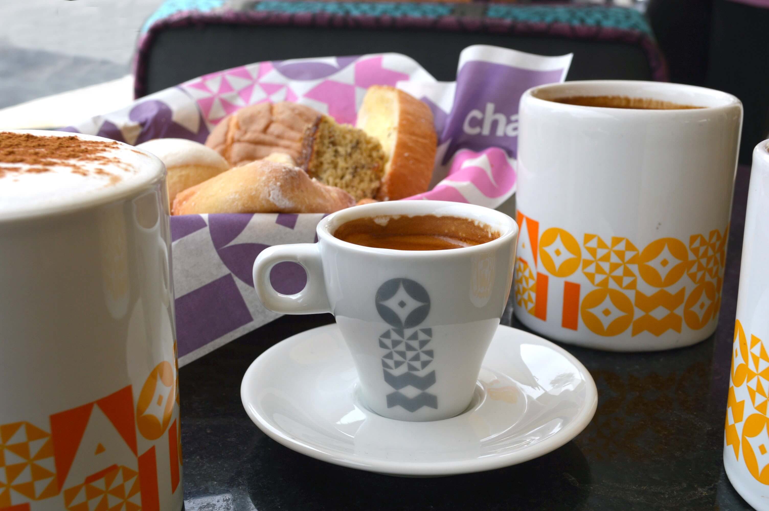 Chai – Café, comida y bebidas